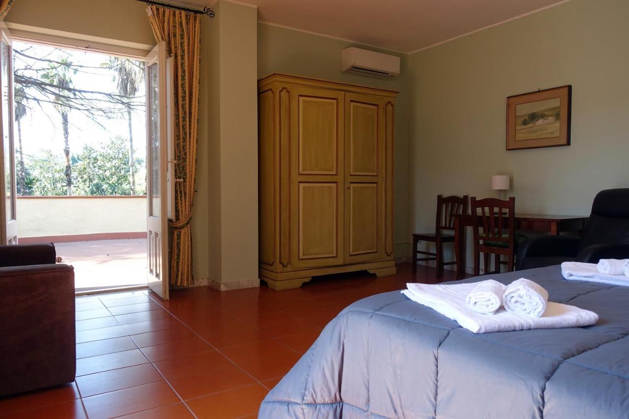 Villa Solaria Santa Venerina Bagian luar foto